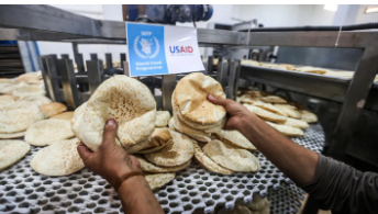 "الأغذية العالمي" يغلق مخابزه بغزة بسبب نقص الوقود والدقيق