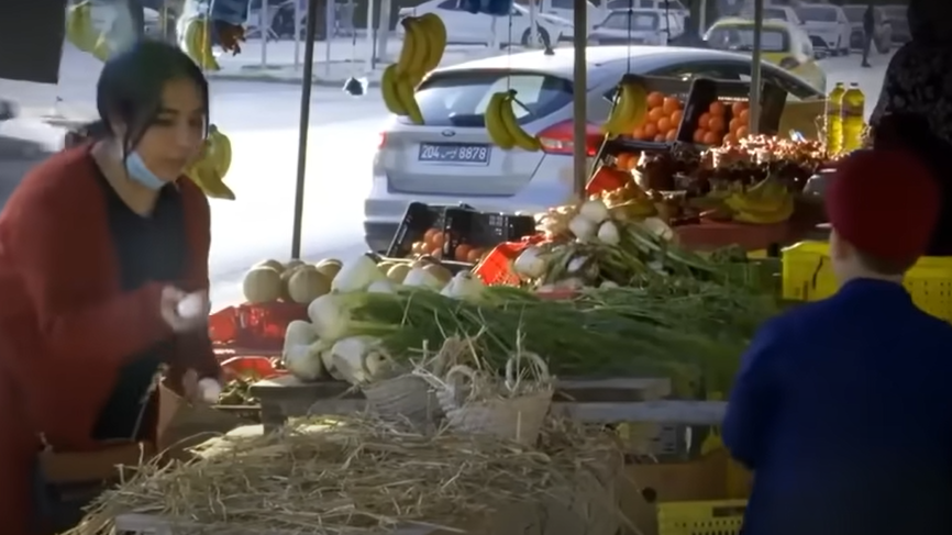 الكاميرا الخفيه: مقلب البيض الطازج