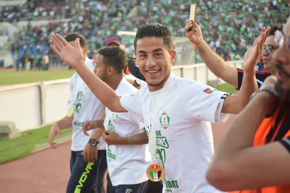 الجزيرة يجدد عقد خضر الحاج