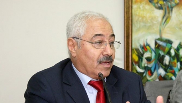 رئيس مجلس ادارة الدستور داووديه: اشتريت سياره جديده على حسابي وليس على حساب الصحيفه