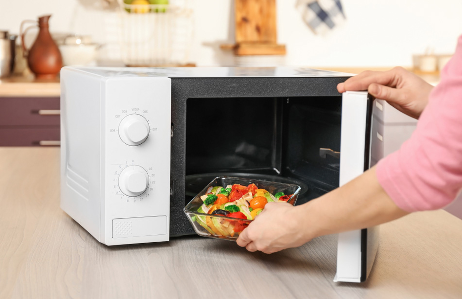 منها البطاطس والأرز ..  5 أطعمة لا يجب إعادة تسخينها