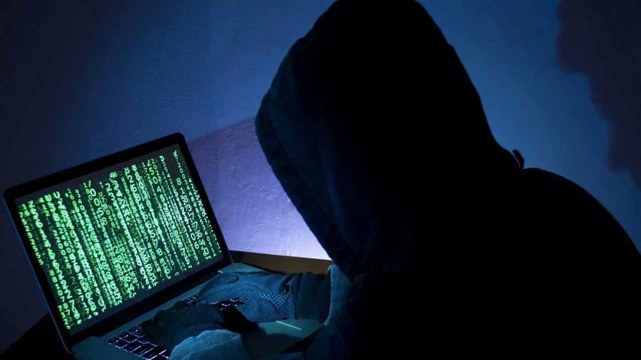 اتساع "حرب المياه الرقمية" ..  هل هاجمت إيران 12 ولاية أمريكية؟