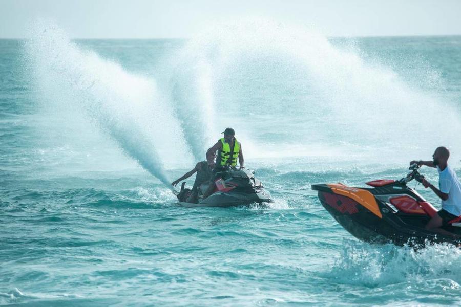منطقة جدة ويفز تستقطب عددا كبيرا من زوار موسم جدة