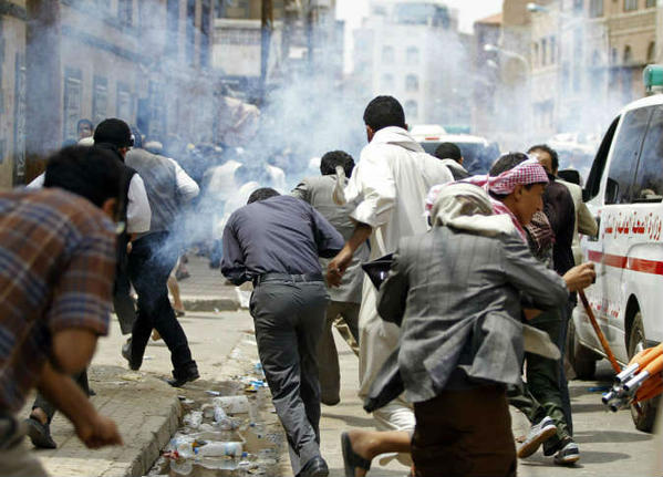 مقتل 18 شخصاً في مجزرة جديدة بعدن على أيدي الحوثيين