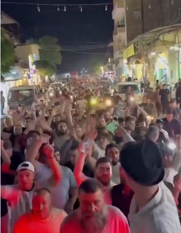  وسم "وزير الطاقة السوري" يتصدر منصات التواصل الاجتماعي رفضاً لقرار رفع أسعار المحروقات في سوريا  ..  فيديو