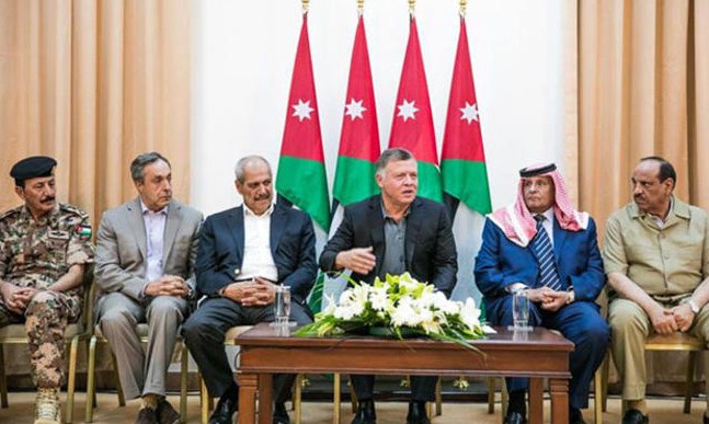 الملك : ليس لدينا طموح التوسع في العراق وسوريا  .. وهناك من يعرقل القوانين من اجل الظهور امام الكاميرات