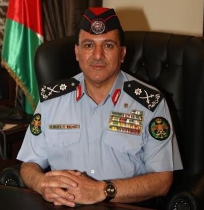 أول قرار لمدير الأمن العام الجديد  ..  تكريم الشرطية أبو رمان
