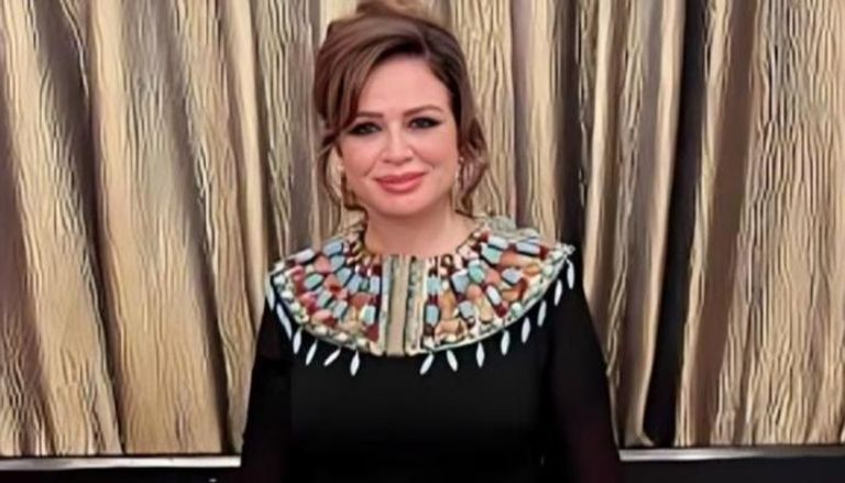 إلهام شاهين تكشف أثر رحيل والدتها على حياتها