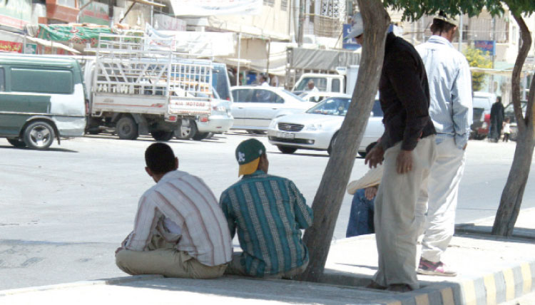 اعلان حكومي هام للعمال الوافدين في المملكة  ..  تفاصيل 