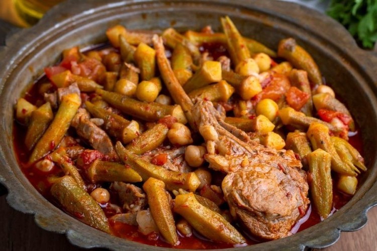 صينية البامية باللحمة