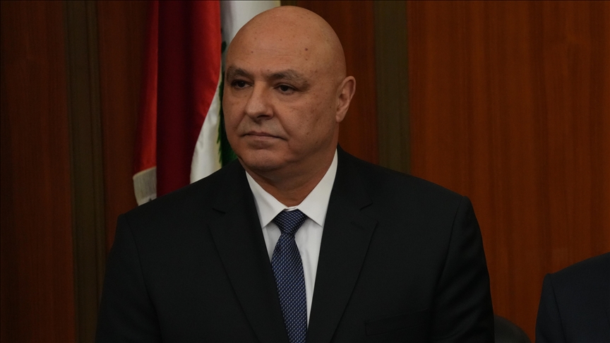 لبنان ..  عون يباشر الاثنين باستشارات اختيار رئيس الحكومة الجديدة