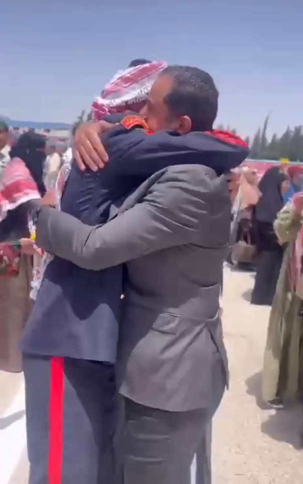 الخبير العسكري ابو زيد يحتفل بتخرج نجله من جامعة مؤتة: "مبارك يا ولدي"  ..  فيديو 