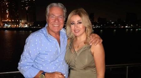 مصطفى فهمي ينفصل عن زوجته فاتن موسى