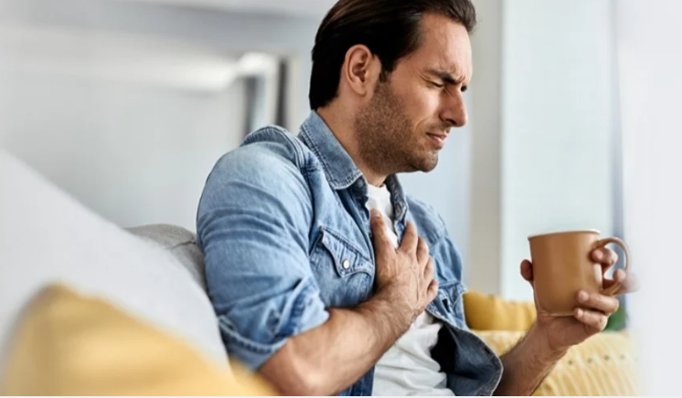 قد تنقذ حياتك ..  علامات مبكرة تسبق النوبات القلبية بـ48 ساعة