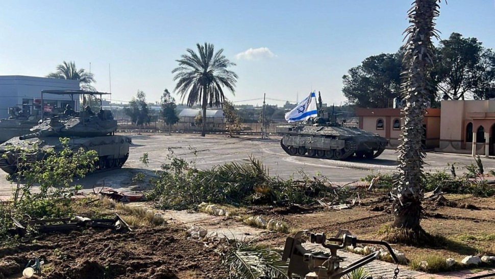 حماس: اقتحام معبر رفح يؤكد نية الاحتلال تعطيل جهود الوساطة