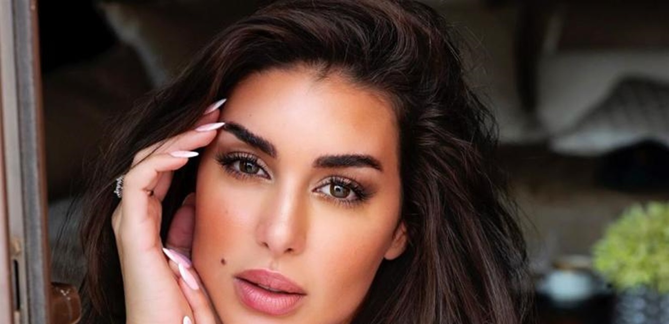 فستان زفاف ياسمين صبري حديث الجمهور