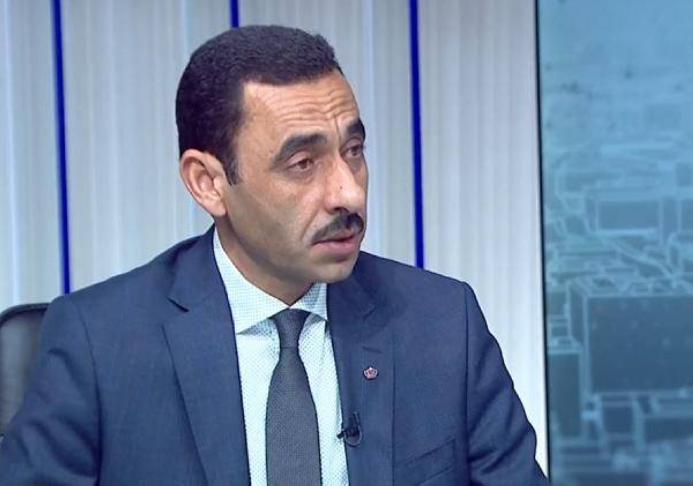 بعد وفاة 9 مواطنين بـ"مادة الميثانول" السام ..  مطالب باستقالة "نزار مهيدات" وتحقيق شفاف بالكارثة