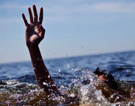 محافظ البلقاء : قرار منع السباحة في البحر الميت سابق  لكن تم اعادة تفعيله مؤخراً