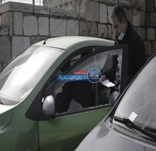 مستوطنون يحطمون زجاج عدد من المركبات في الشيخ جراح