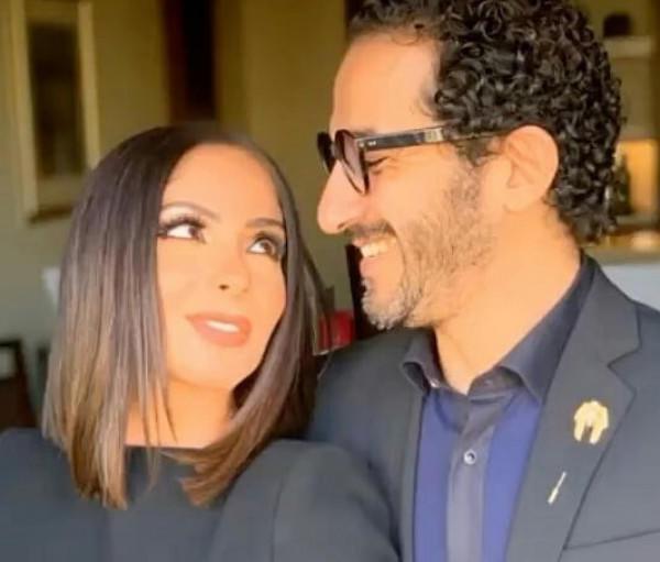 منى زكي تكشف سر خلافها مع ابنتها لعامين