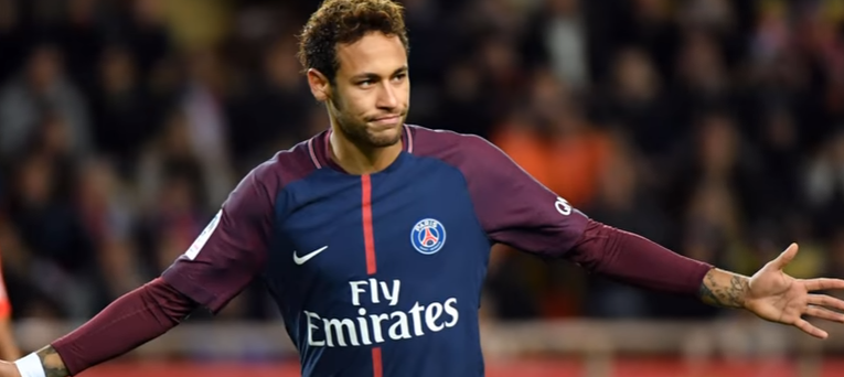 بالفيديو .. نيمار يرفض ريال مدريد ويعود إلى برشلونة