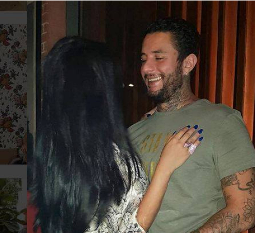 بالصور - زوجة أحمد الفيشاوي تتعرض للانتقادات بسبب تغيّر شكلها الدائم