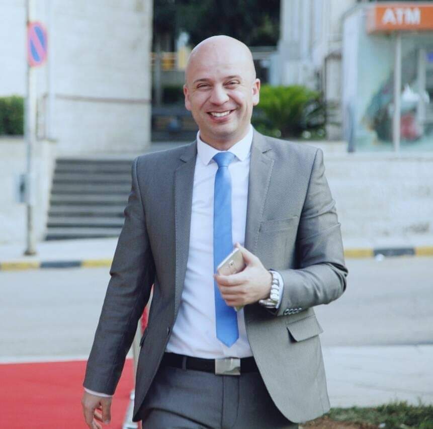 الدكتور إياد الملاح ..  كل عام و أنت بألف خير و صحة