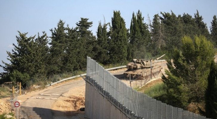 قوات الاحتلال تخرق السياج التقني الحدودي مع لبنان