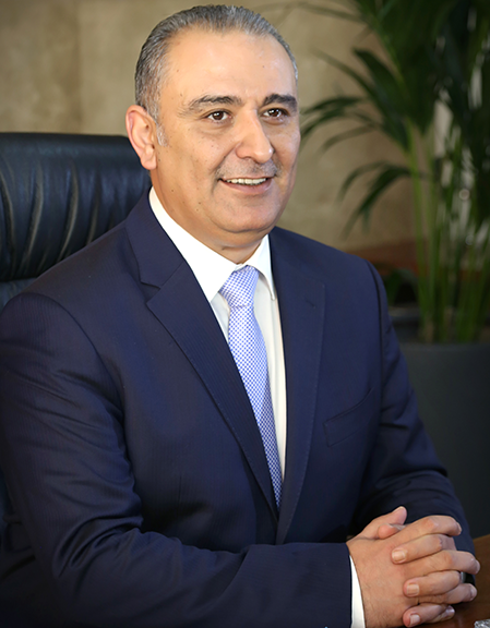 الشريده لسرايا : كنت اتناول "سندويشة فلافل وكاسة شاي " قبل اقالتي  ..  ولا يهمني ما يقال عني 
