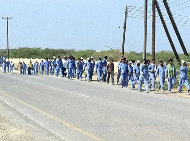 اضراب عمال هنود في  مشروع سرايا العقبة 