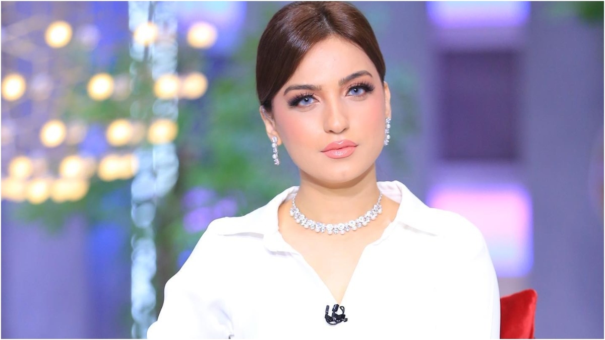 مصر  ..  تحرك عاجل ضد المذيعة ياسمين عز