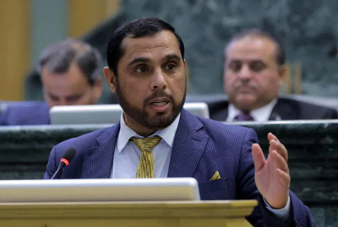 النائب اسماعيل المشاقبة لـ"سرايا": رفع العقوبات عن سوريا فرصة ذهبية للأردن ..  بشرط الإدارة المحترفة