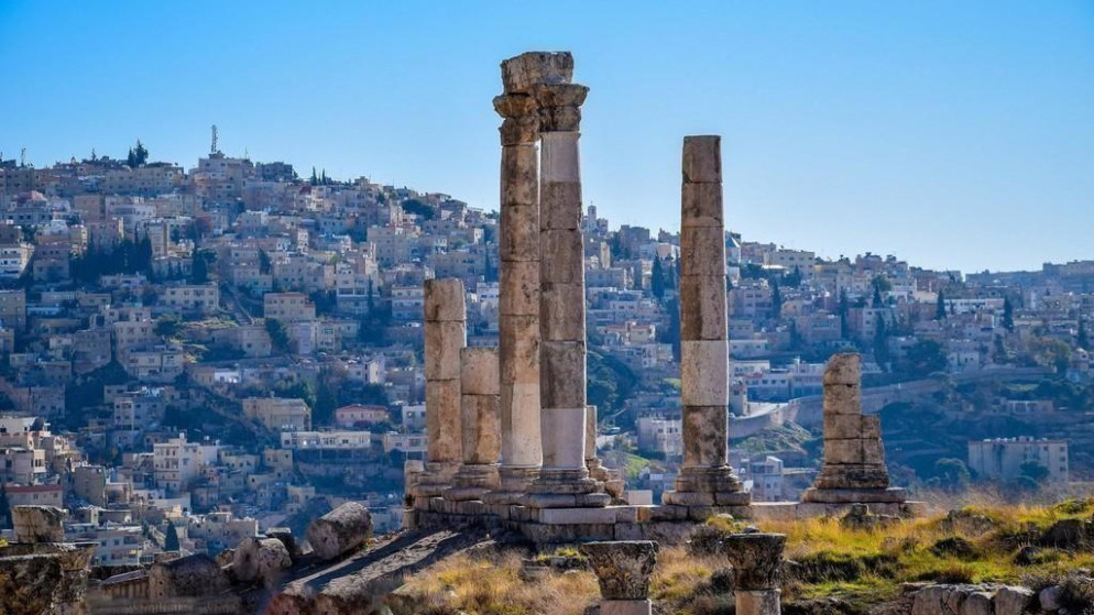 أجواء معتدلة الاثنين وانخفاض تدريجي للحرارة حتى الخميس