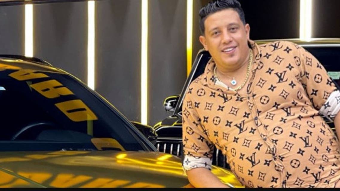  وفاة حمو بيكا بسكتة قلبية بعد منعه من الغناء  "شائعة" ..  صورة 