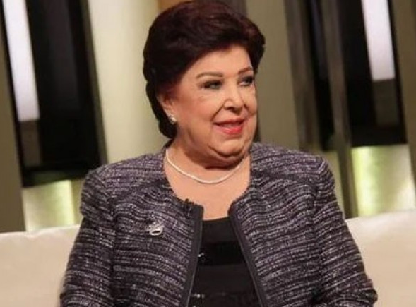 رجاء الجداوي تكشف عن صور جديدة لحفيدتها الشابة الحسناء وتوجه لها رسالة