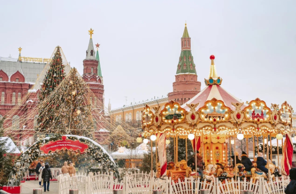 ثلاثة أسباب لزيارة موسكو هذا الشتاء: اكتشفوا سحر حكاية الشتاء في موسكو