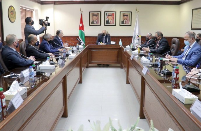 الخصاونة: أهمية سد ثغرات تشريعية تمكن بعض ممارسي الفساد من النفاذ