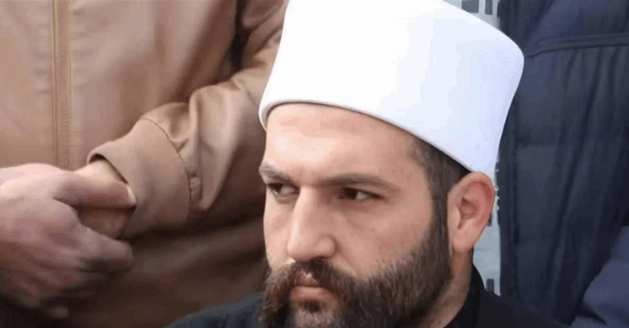   "لسنا بحاجة أحد ليدافع عنا" ..  قيادي درزي سوري يثير الجدل بتصريحاته