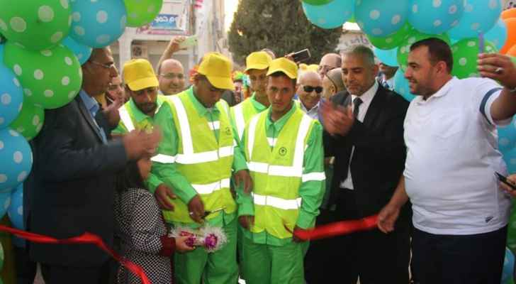 خطوة غير مسبوقة ..  عمال وطن يفتتحون مول كبير في اربد 