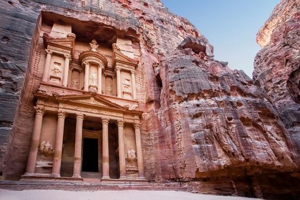 رحلات سياحية افتراضية يمكنك القيام بها من المنزل  