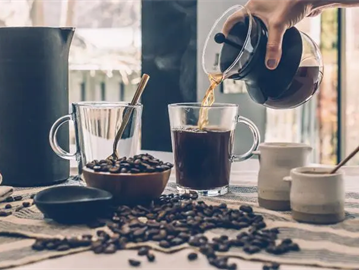 فنجان القهوة : كيف يؤثر على صحتك العقلية والنفسية؟