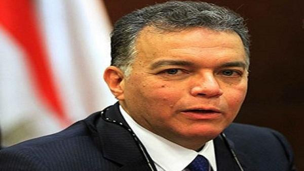 رئيس الوزراء المصري يقبل استقالة وزير النقل بسبب انفجار قطار خلف 25 قتيلا على الأقل 