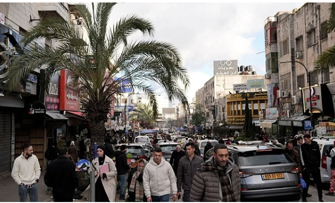 بسبب احتجاز الاحتلال لأموال المقاصة: السلطة تُعلن تعذّر صرف الرواتب قبل العيد