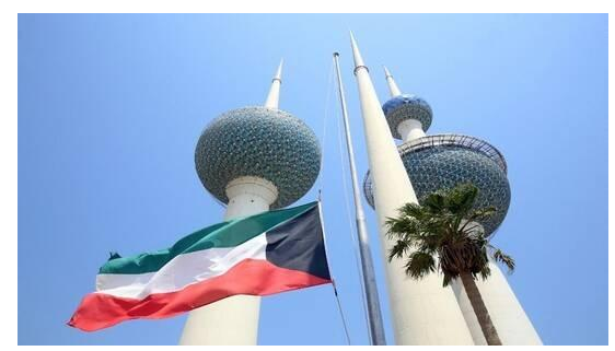 الكويت تفتح تصاريح العمل للمصريين في القطاع الحكومي