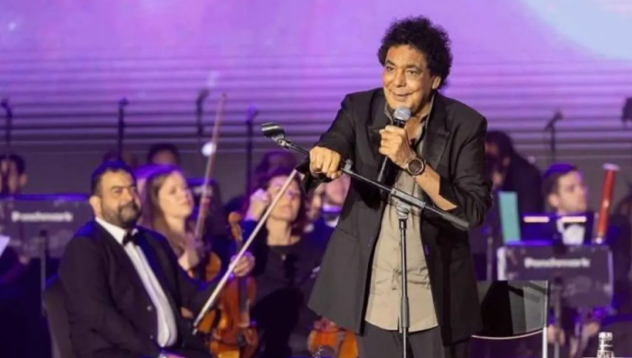 تطورات الحالة الصحية للفنان محمد منير