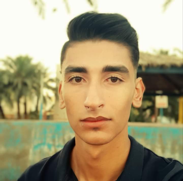 محمد ابو مطر  ..  مبارك النجاح بالثانوية العامة 