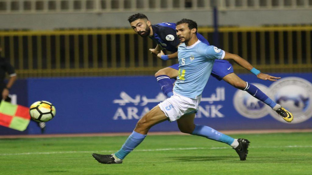 مدربو أندية المحترفين يؤيدون استكمال الموسم الحالي