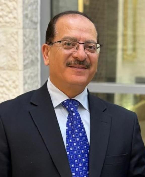  أ. علي الزينات يكتب: طعنة في خاصرة الكلمة