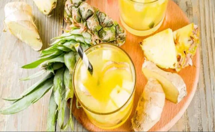 فوائد شرب عصير الأناناس والزنجبيل لتنظيف الأمعاء