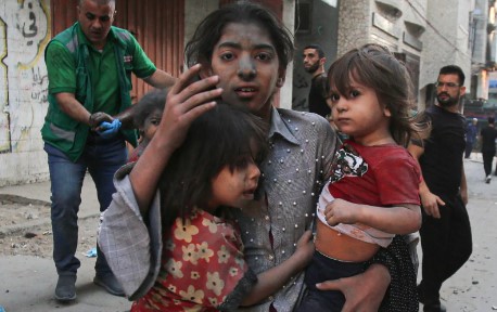 الهلال الأحمر الفلسطيني: أكثر من 15 ألف طفل قتلوا منذ بدء الحرب في قطاع غزة